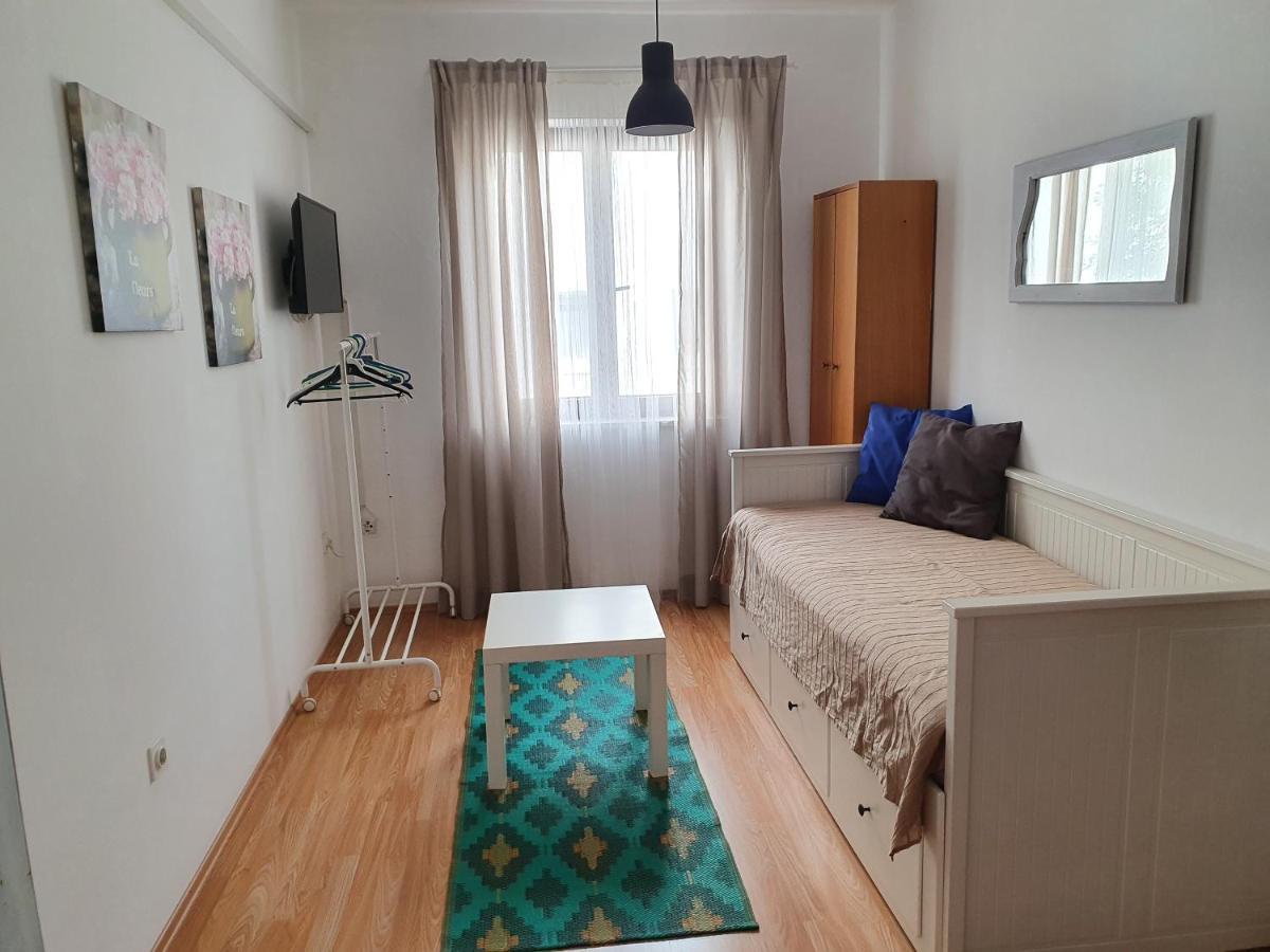 Aenona Sunny Apartment Vrsi Exterior photo