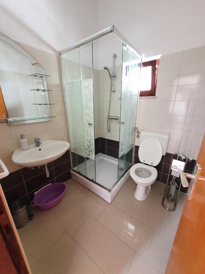 Aenona Sunny Apartment Vrsi Exterior photo
