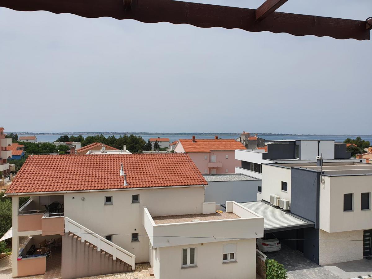 Aenona Sunny Apartment Vrsi Exterior photo